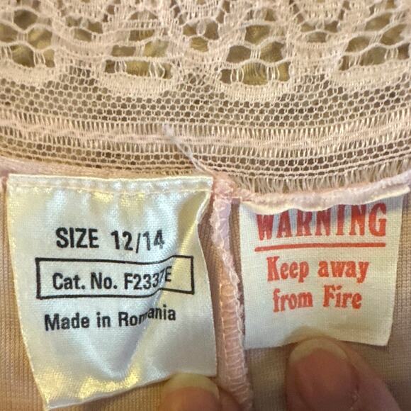 Vintage Pink Peignoir Nightgown Robe Set Small Lace‎ Detail - Picture 8 of 8